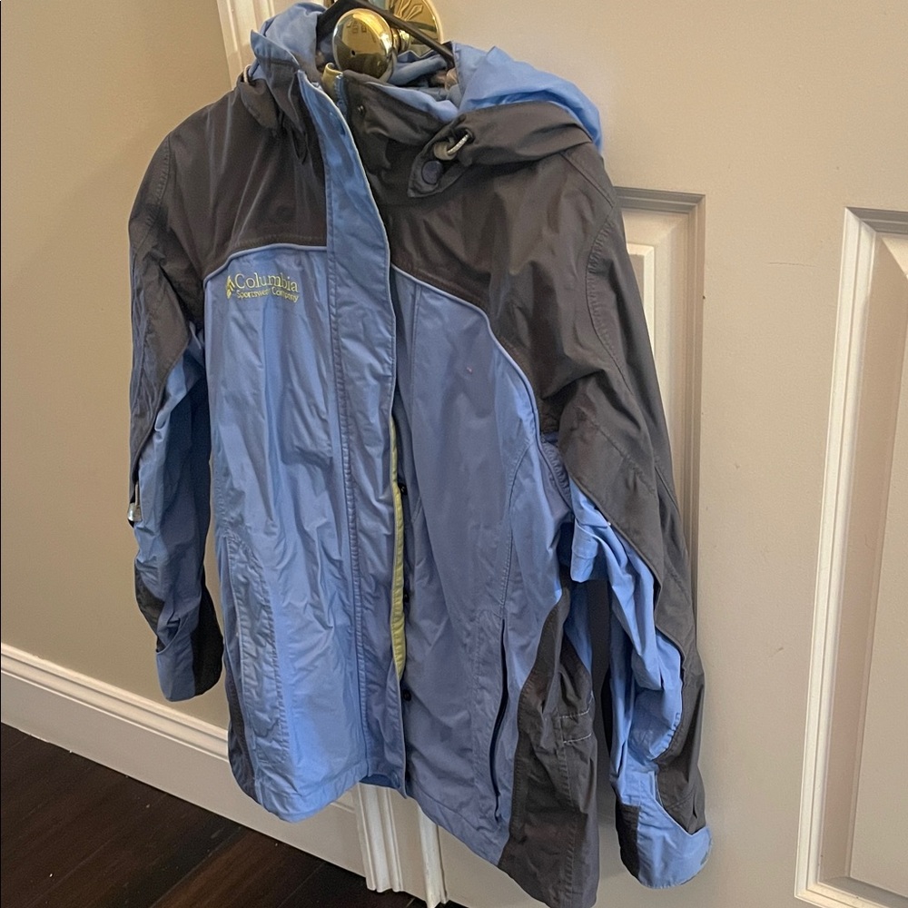 Columbia Two-Tone Blue and Black Hooded Jacket